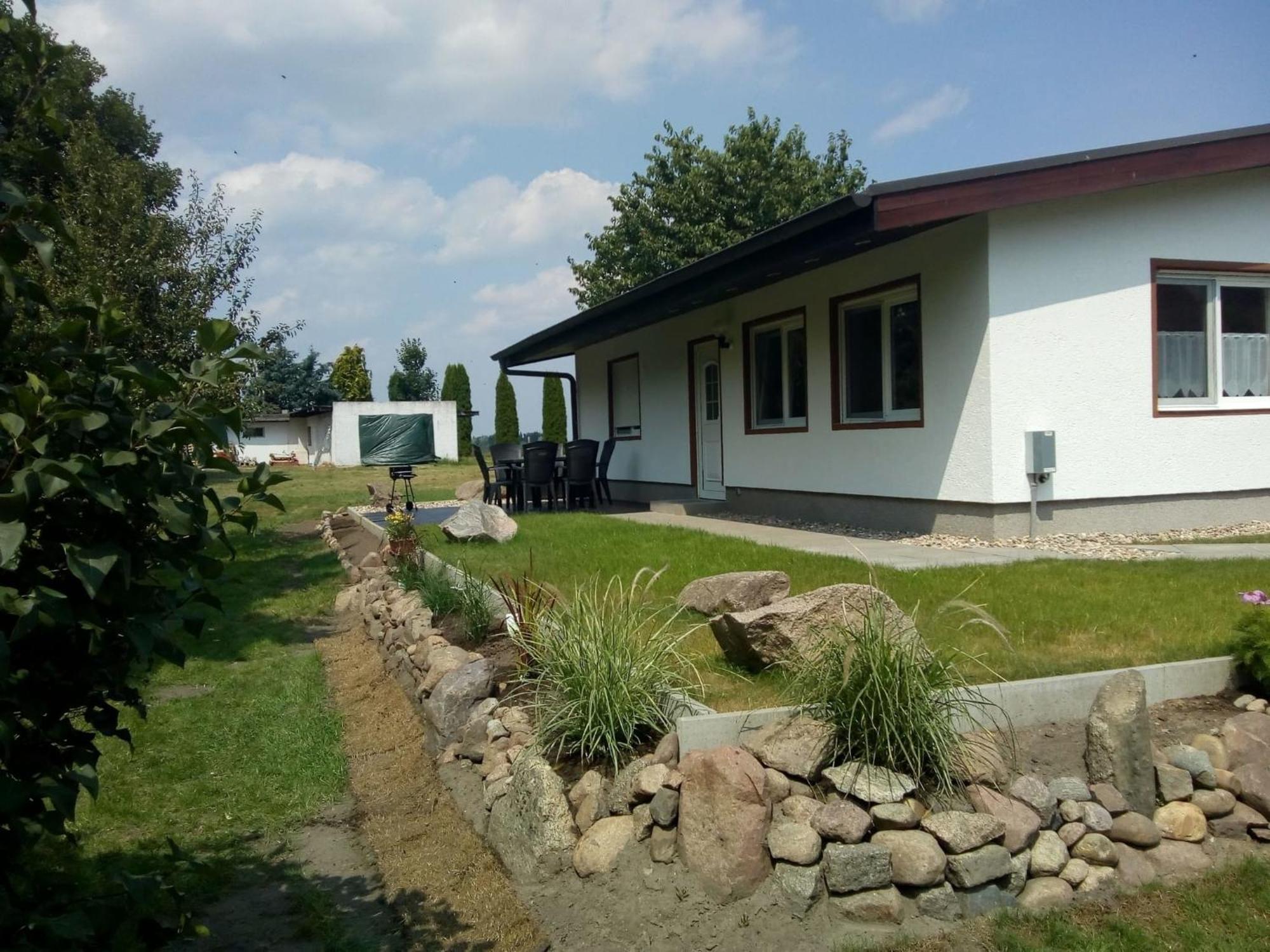 Behaglicher Bungalow Fuer Mensch Und Hund Barkhagen Dış mekan fotoğraf